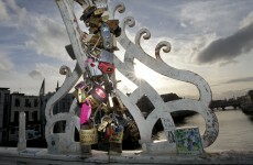 Poll: Should "love locks" be allowed on bridges?