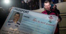 Leinster fans present Nigel Owens with a new passport