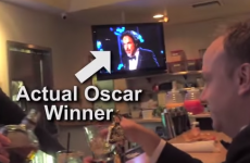 Here's what happens when you walk around Hollywood with a fake Oscar