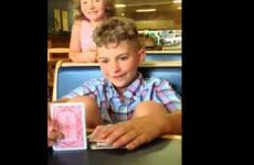 This card prank proves that little sisters just can't be trusted