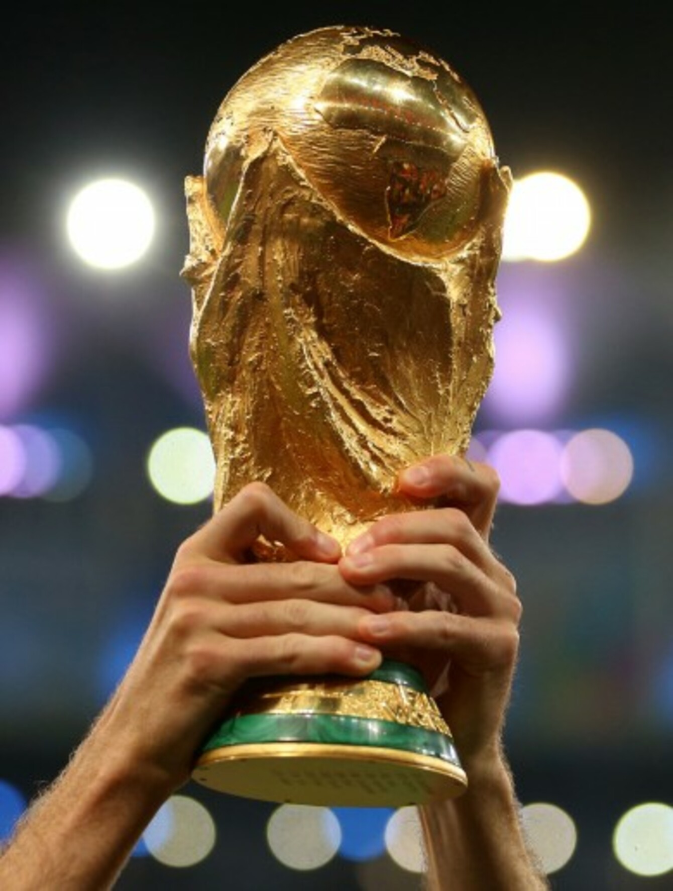 We have a date for the 2022 World Cup Final in Qatar - and no, it's not ...