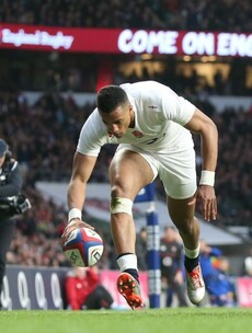 Here are the 5 first half tries from a ridiculous England v France game