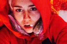 Miley Cyrus made her freshly-removed wisdom tooth into a necklace, as you do