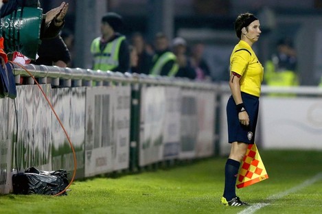 O'Neill officiating in the SSE Airtricity League last season. 