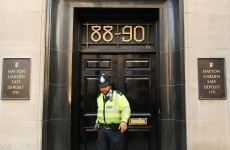 Police scour 'chaotic scene' of massive London jewellery heist