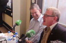 A unionist sang an Orange song in the GPO on Easter Monday in front of Dev's grandson