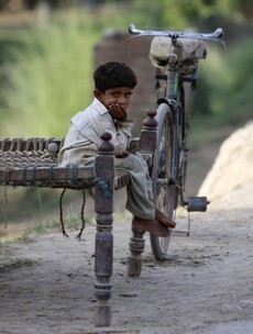 Pakistan prepares for next barrage of floods