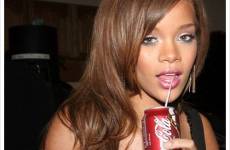 The internet accused Rihanna of doing cocaine and here's how she responded