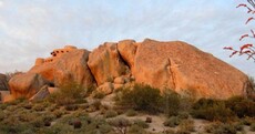 This incredible Arizona boulder home is like something out of Star Trek