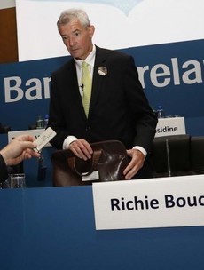 Brian O'Donnell hands "The Bloody Keys" of Gorse Hill to Bank of Ireland boss