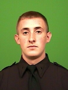 New York police officer dies after being shot in the face