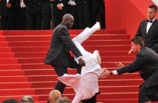 Jason Derulo didn't fall down the stairs at the Met Ball, he wasn't even there