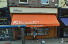 Man who says the internet "shut down his business" after cake-topper row calls for No vote