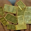 Gold falls below US$1,800 as rush ends