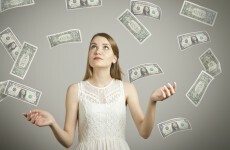 161,000 credit card customers are in for a €200 windfall...