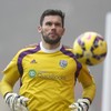 Ben Foster to cycle from London to Paris as part of recovery from knee injury