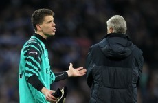 Arsenal 'keeper forced to defuse situation after his father slams Arsene Wenger