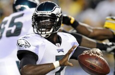 (Hundred) million dollar man: Vick gets new contract with the Eagles