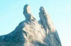 137 stranded on mountain top after earthquake