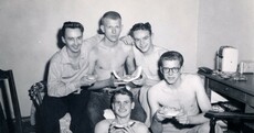 Vintage photos show what it was like to live in US college dorms 110 years ago