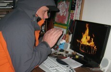 Here's why nobody can ever agree on how warm the office should be