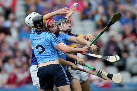Dublin and Tipperary players battle for possession.