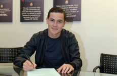 Irish underage international signs new long-term contract with Premier League club