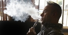 Government does NOT intend to ban vaping in pubs and offices