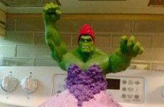 This mam is going viral for making her twin girls an awesome Princess Hulk birthday cake
