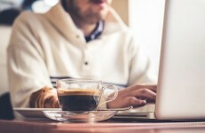 18 things successful people do in the first 10 minutes of the workday