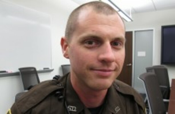 Off-duty policeman saves drowning kids after 'father throws them into pond'