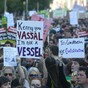 Leading Irish doctors call for abortion to be decriminalised