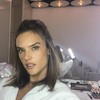 This Victoria's Secret model was caught rapid getting some help with her selfie