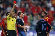 Rooney tells Capello he's sorry for seeing red