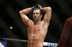Rockhold stops Weidman to become the new UFC middleweight champion