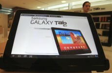 Apple secures Australian ban on sale of new Samsung Galaxy tablet