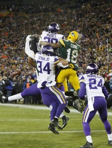 This unreal back-handed interception couldn't stop the Vikings beating Green Bay