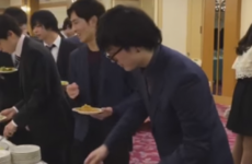 This man's attitude to a hotel buffet is an inspiration to us all