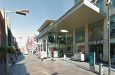 Student who was kicked out of River Island gets €7,500 in damages