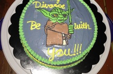 Someone has created the perfect Star Wars themed divorce cake