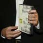 Barnes avoids a Beryl by winning the Booker Prize