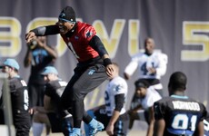 Which offence has the advantage going into Super Bowl 50?