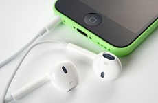 Still have your iPhone headphones? You can do quite a few things with them