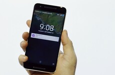 Here's the quick way to save battery on your phone