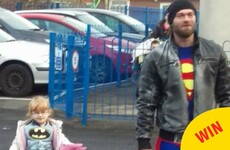 This dad dressed up as a superhero to make his daughter feel comfortable