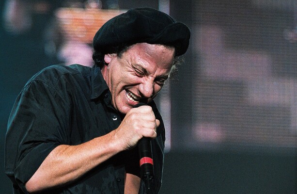 AC/DC cancels US tour dates as singer warns he faces 