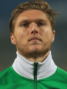 Ireland star Jeff Hendrick was 'out of it' when he pulled alleged victim out of taxi, court hears