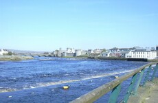 Teenage girl on stolen boat rescued from River Shannon