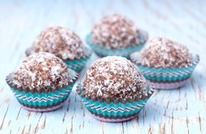 Chocolate protein balls and paleo bars - Easter treat recipes for the fitness fanatics