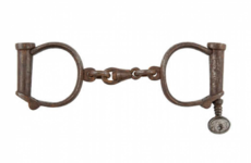 Handcuffs used on Countess Markievicz to go under the hammer